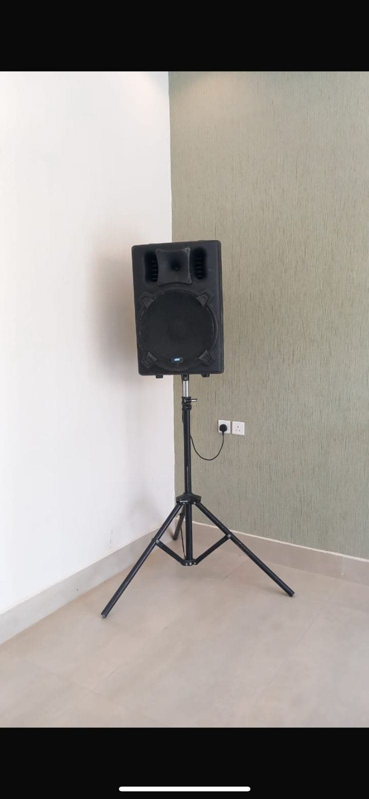 تأجير سماعات الرياض والحفلات والدي جي